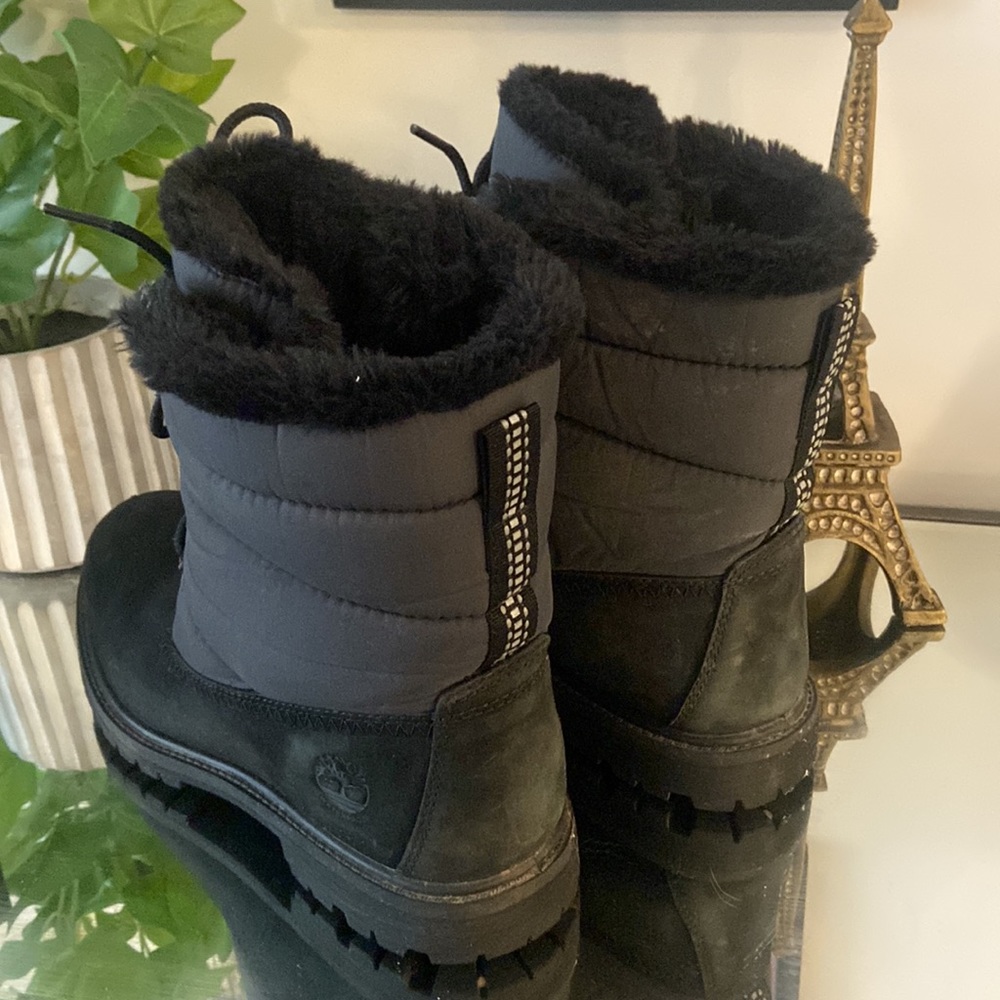 Timberland Boots - Picture 5 of 10